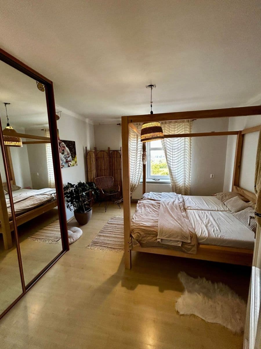 house to rent, 135 m², Révová, Mělník, Středočeský Region house to rent, 135 m², Révová, Mělník, Středočeský Region