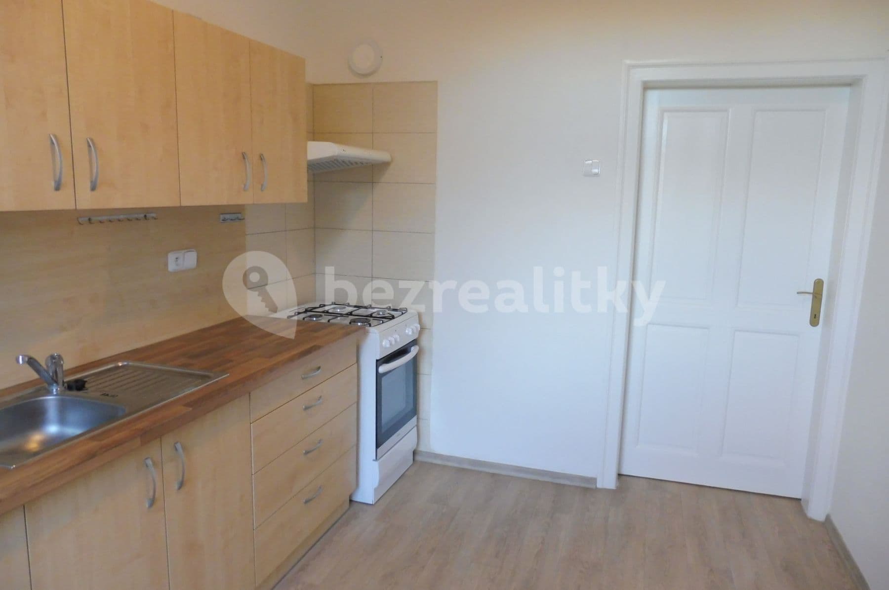 1 bedroom flat to rent, 41 m², Srbská, Brno, Jihomoravský Region 1 bedroom flat to rent, 41 m², Srbská, Brno, Jihomoravský Region