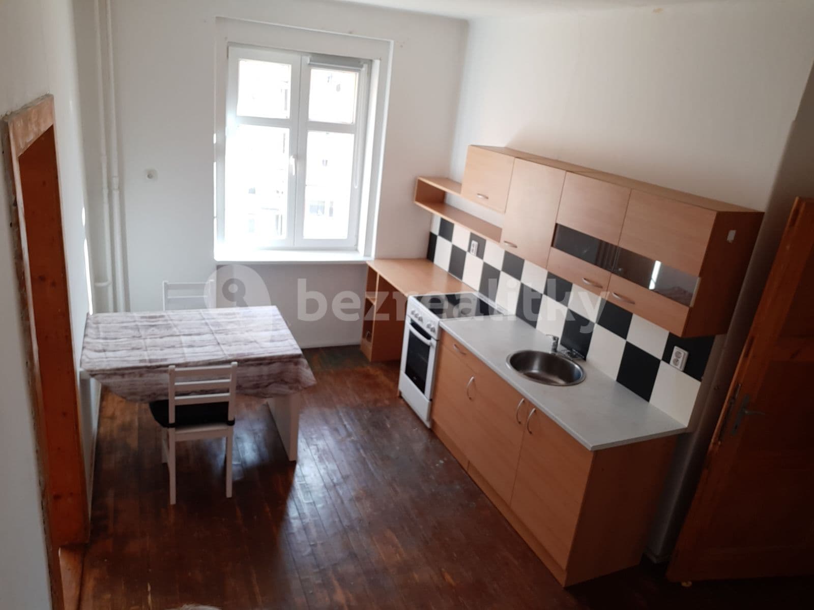 1 bedroom flat to rent, 45 m², U Vlastního krbu, Teplice, Ústecký Region 1 bedroom flat to rent, 45 m², U Vlastního krbu, Teplice, Ústecký Region
