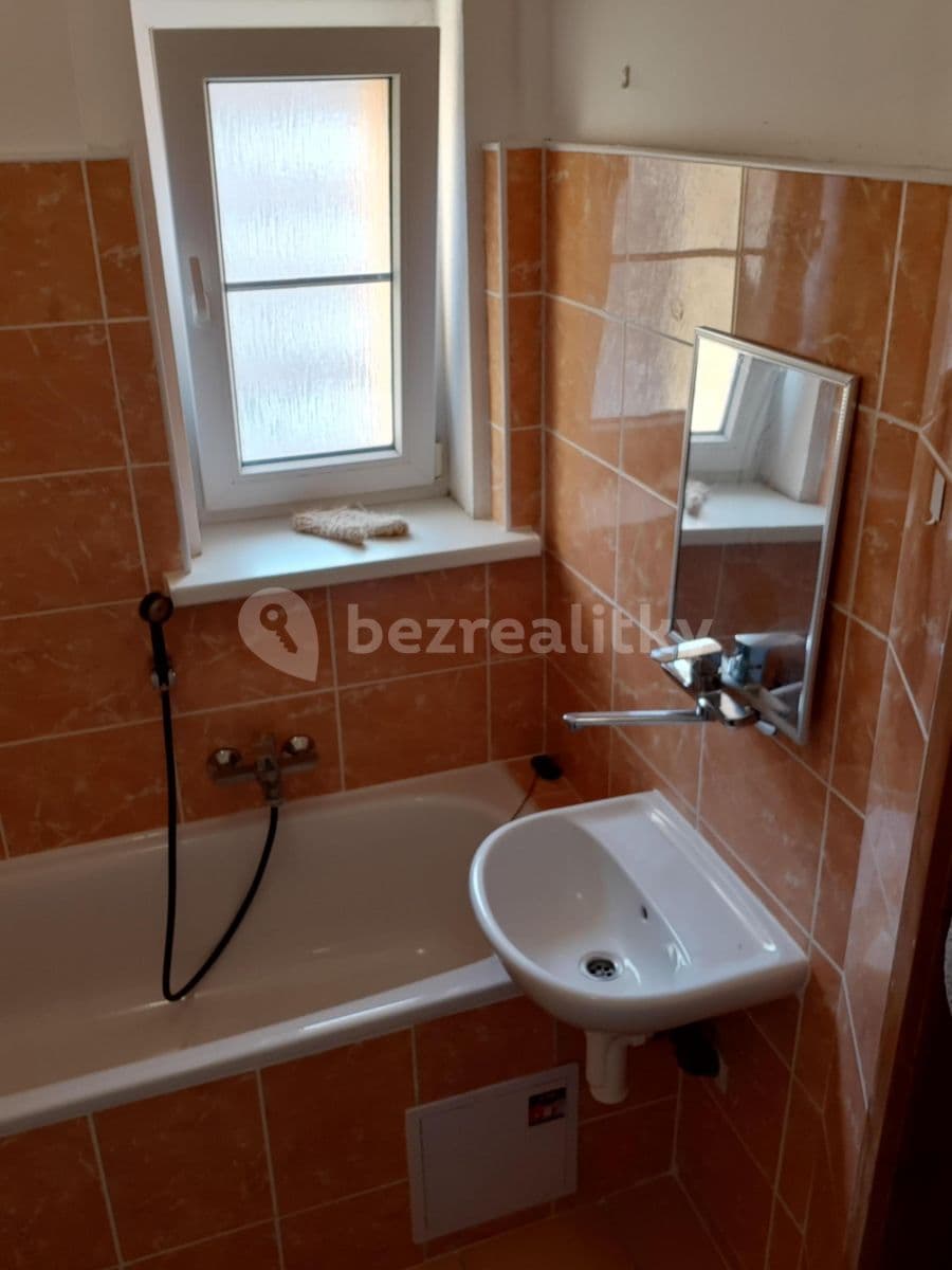 1 bedroom flat to rent, 45 m², U Vlastního krbu, Teplice, Ústecký Region 1 bedroom flat to rent, 45 m², U Vlastního krbu, Teplice, Ústecký Region