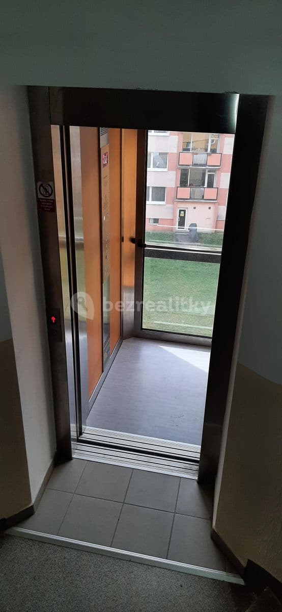 1 bedroom flat to rent, 45 m², U Vlastního krbu, Teplice, Ústecký Region 1 bedroom flat to rent, 45 m², U Vlastního krbu, Teplice, Ústecký Region