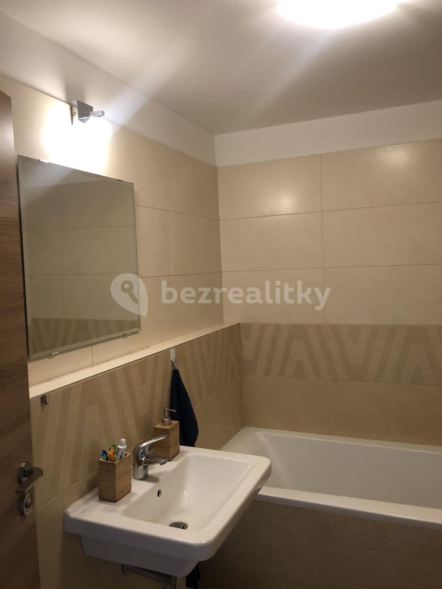 Studio flat to rent, 40 m², Modrého, Prague, Prague Studio flat to rent, 40 m², Modrého, Prague, Prague