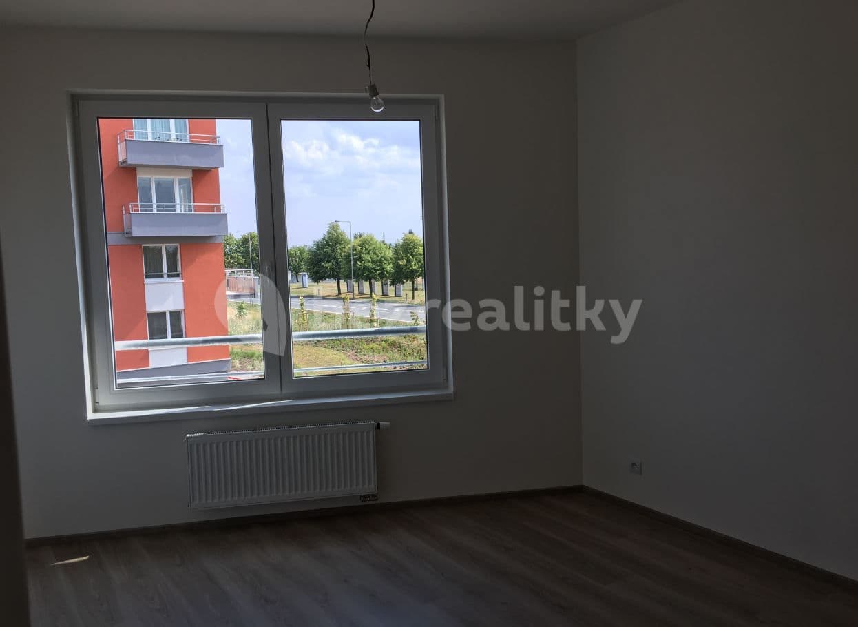 1 bedroom with open-plan kitchen flat to rent, 54 m², Sazovická, Prague, Prague 1 bedroom with open-plan kitchen flat to rent, 54 m², Sazovická, Prague, Prague