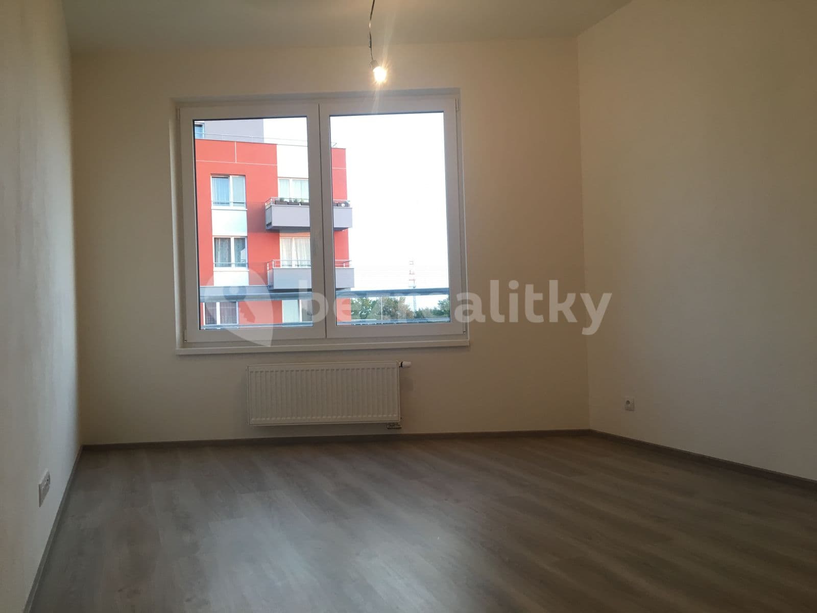 1 bedroom with open-plan kitchen flat to rent, 54 m², Sazovická, Prague, Prague 1 bedroom with open-plan kitchen flat to rent, 54 m², Sazovická, Prague, Prague