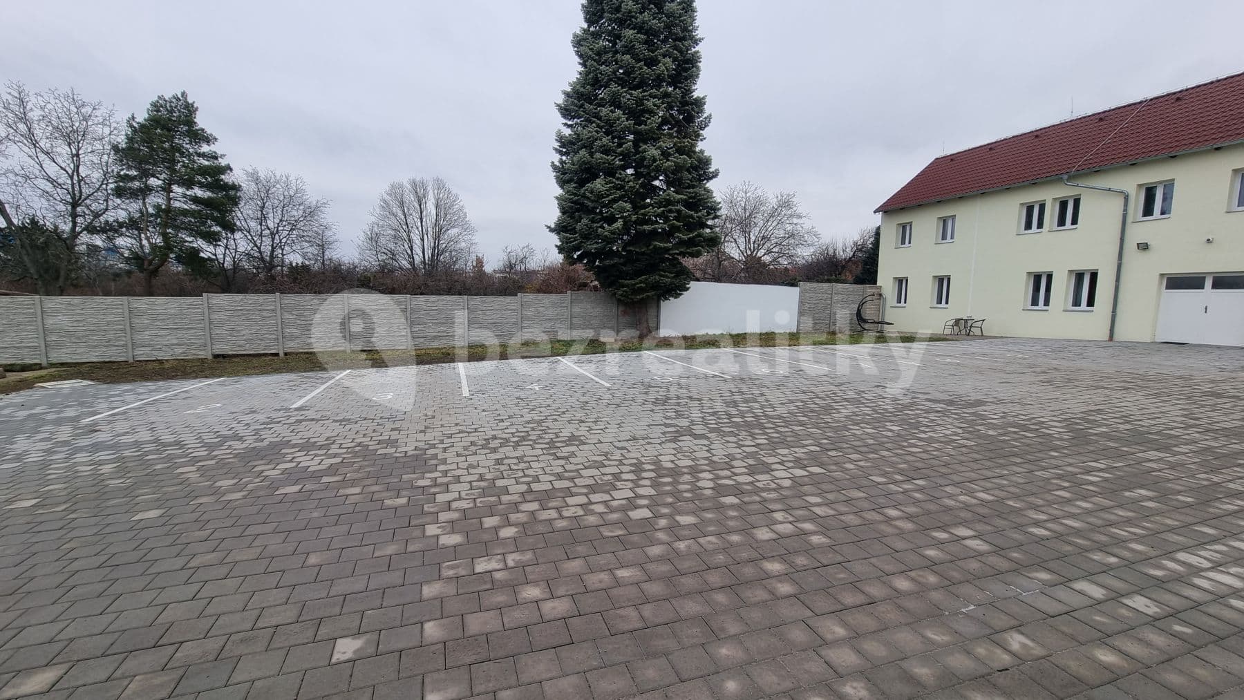 1 bedroom with open-plan kitchen flat to rent, 50 m², Charbulova, Brno, Jihomoravský Region 1 bedroom with open-plan kitchen flat to rent, 50 m², Charbulova, Brno, Jihomoravský Region