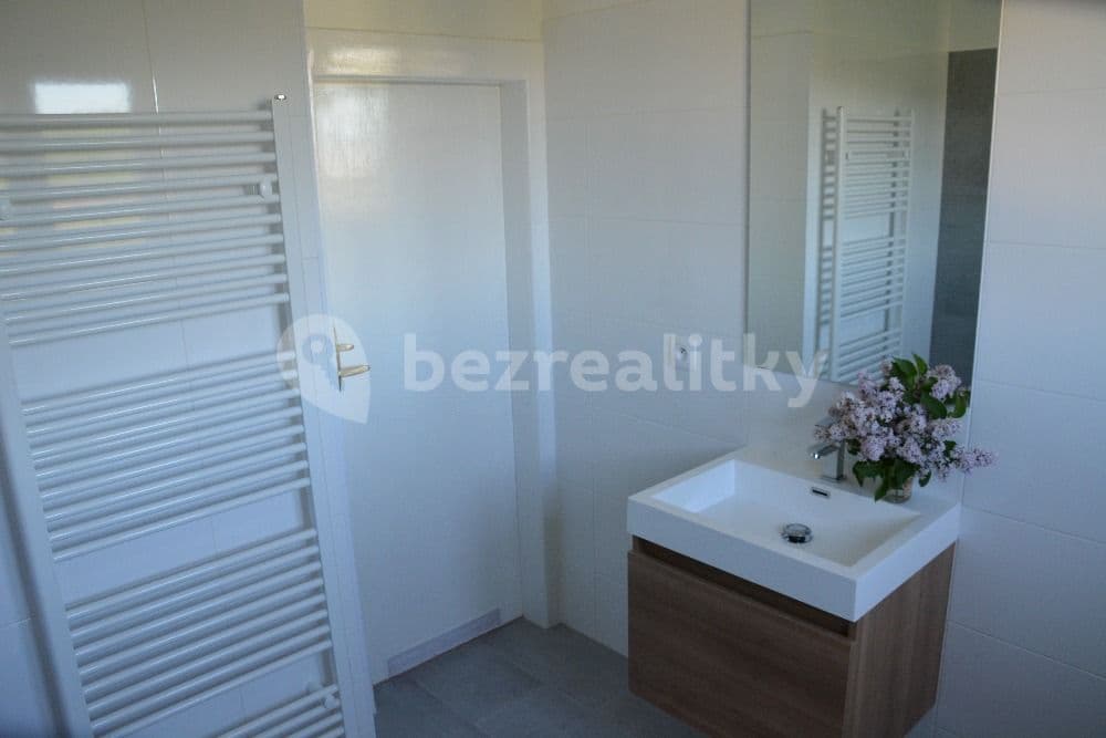 2 bedroom flat to rent, 57 m², Hadovitá, Prague, Prague 2 bedroom flat to rent, 57 m², Hadovitá, Prague, Prague