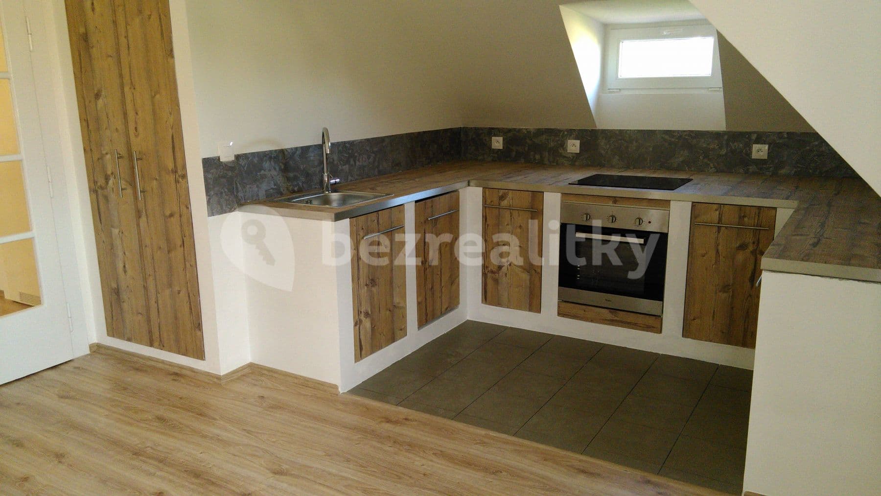 2 bedroom flat to rent, 57 m², Hadovitá, Prague, Prague 2 bedroom flat to rent, 57 m², Hadovitá, Prague, Prague