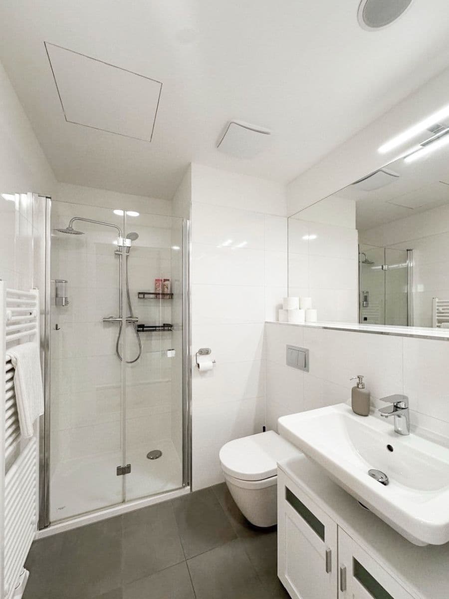 Studio flat to rent, 27 m², Perucká, Prague, Prague Studio flat to rent, 27 m², Perucká, Prague, Prague