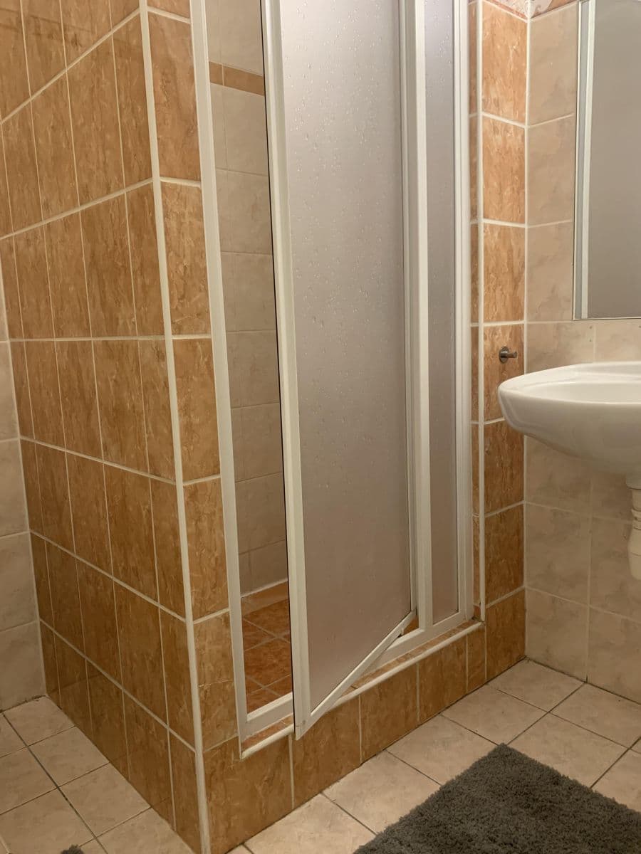 1 bedroom with open-plan kitchen flat to rent, 47 m², Muchova, Prague, Prague 1 bedroom with open-plan kitchen flat to rent, 47 m², Muchova, Prague, Prague