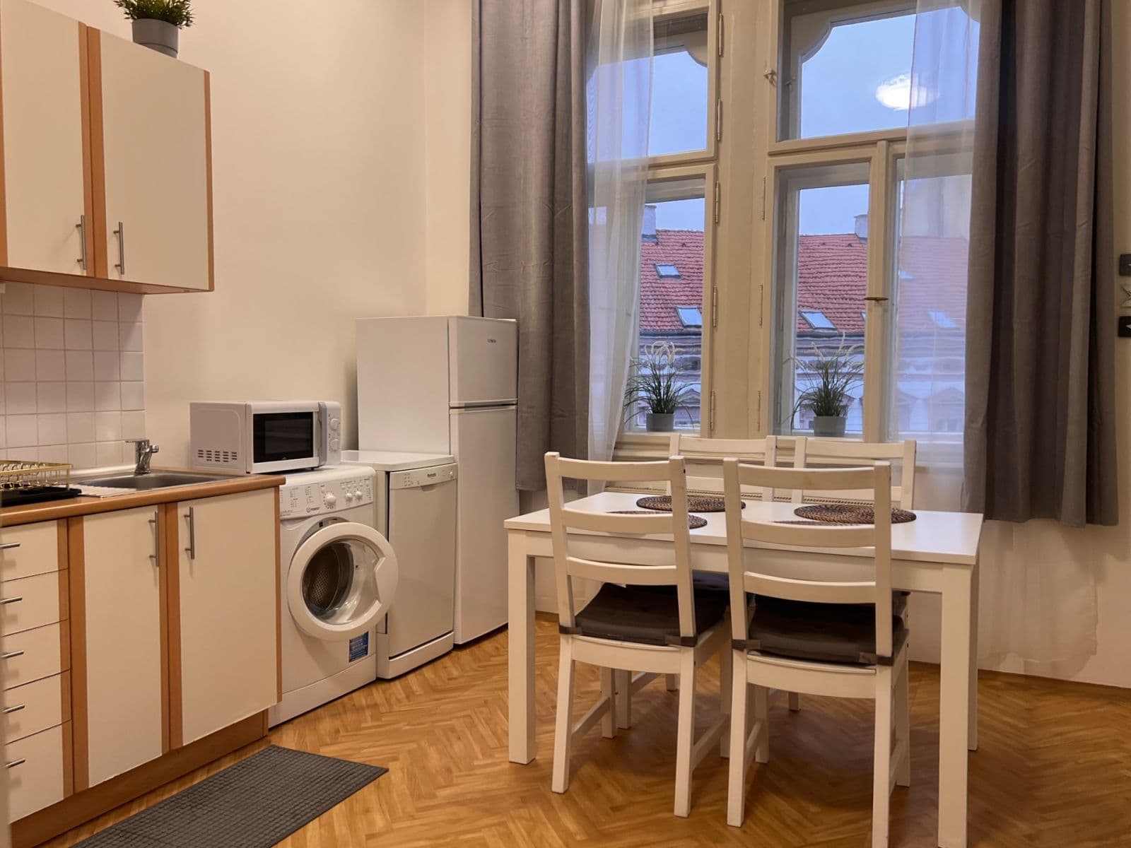 1 bedroom with open-plan kitchen flat to rent, 47 m², Muchova, Prague, Prague 1 bedroom with open-plan kitchen flat to rent, 47 m², Muchova, Prague, Prague