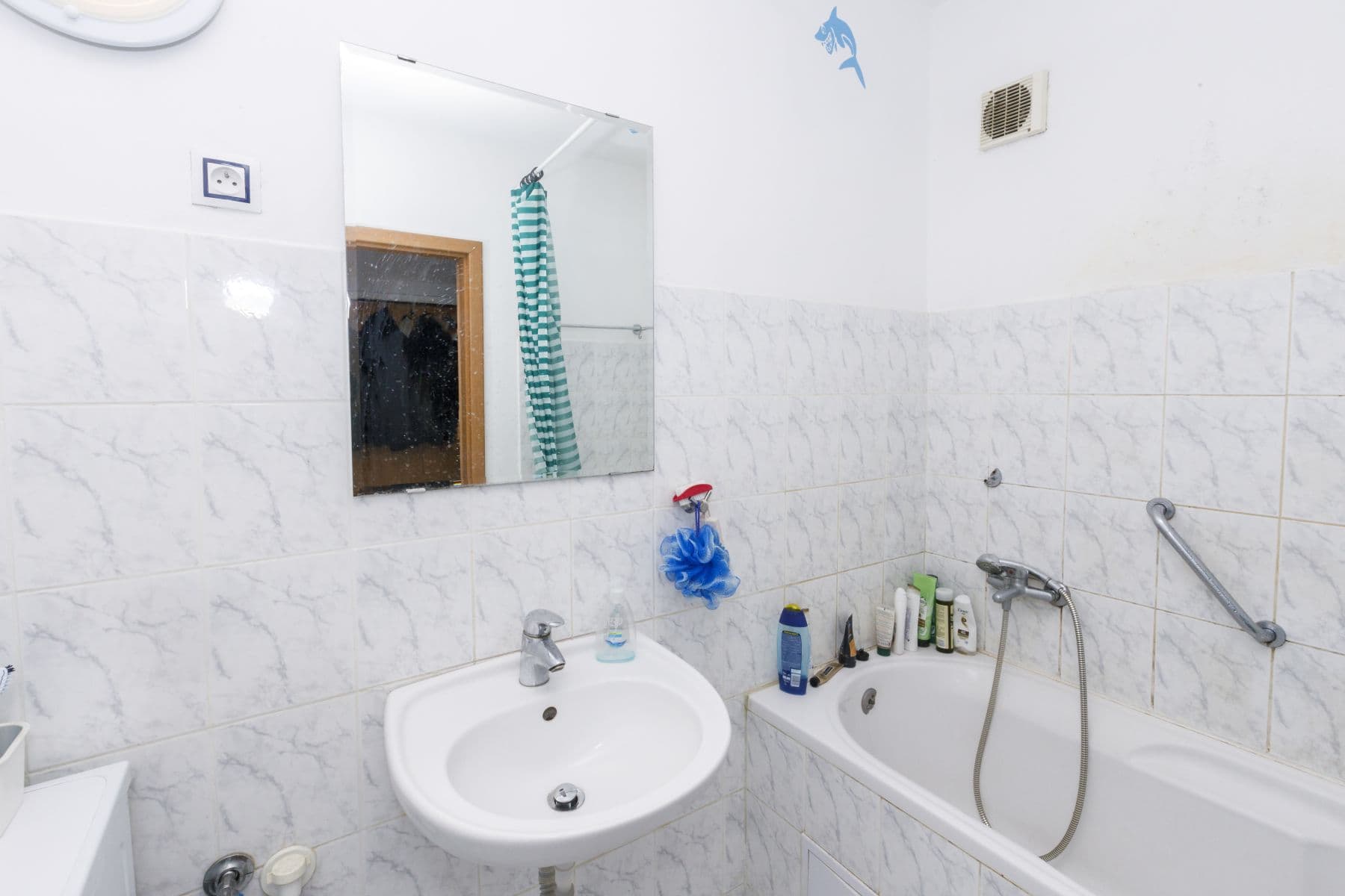 2 bedroom with open-plan kitchen flat to rent, 64 m², Letovská, Prague, Prague 2 bedroom with open-plan kitchen flat to rent, 64 m², Letovská, Prague, Prague