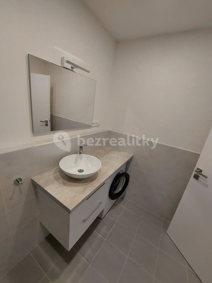 2 bedroom flat to rent, 60 m², Horolezecká, Prague, Prague 2 bedroom flat to rent, 60 m², Horolezecká, Prague, Prague
