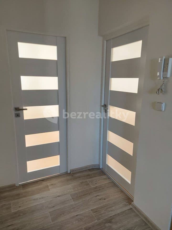 2 bedroom flat to rent, 60 m², Horolezecká, Prague, Prague 2 bedroom flat to rent, 60 m², Horolezecká, Prague, Prague