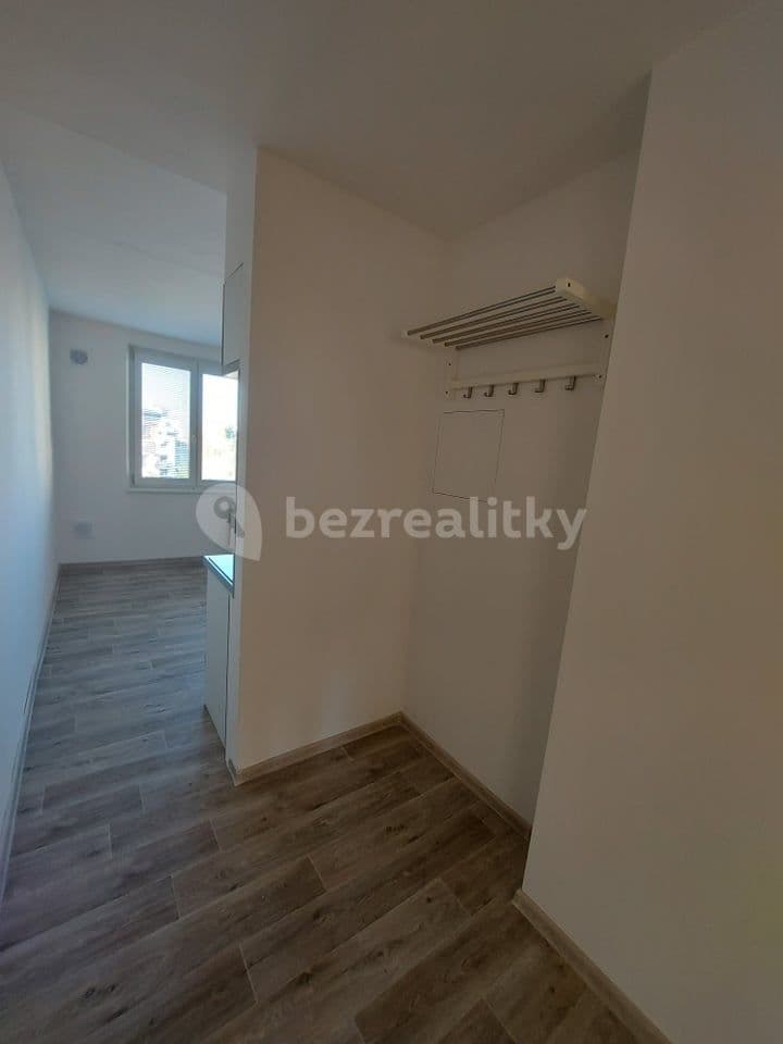 2 bedroom flat to rent, 60 m², Horolezecká, Prague, Prague 2 bedroom flat to rent, 60 m², Horolezecká, Prague, Prague