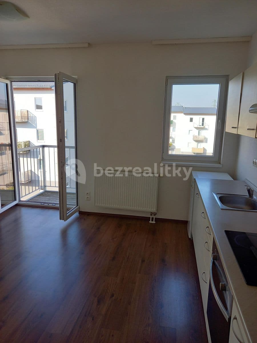 Studio flat to rent, 34 m², Generála Selnera, Kladno, Středočeský Region Studio flat to rent, 34 m², Generála Selnera, Kladno, Středočeský Region