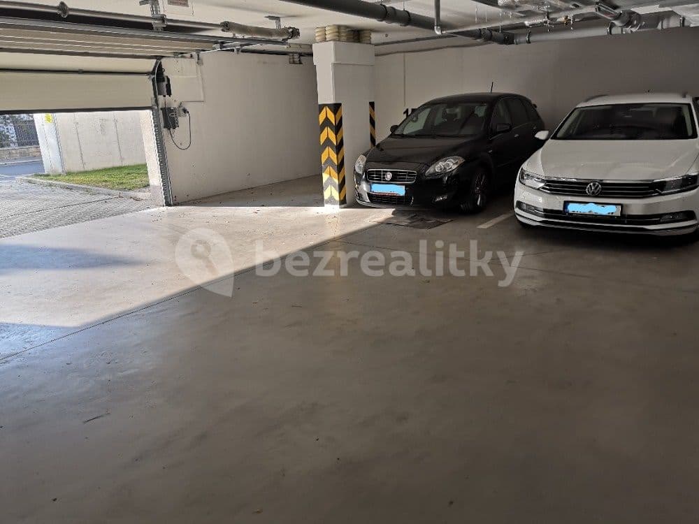 garage to rent, 15 m², Mrštíkova, Prague, Prague garage to rent, 15 m², Mrštíkova, Prague, Prague