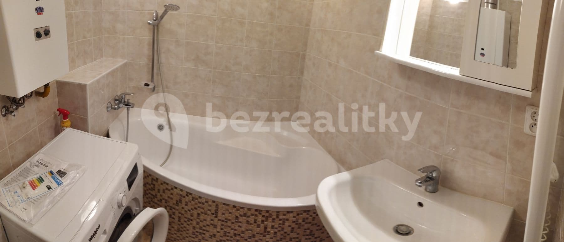 Small studio flat to rent, 30 m², Vehlovická, Prague, Prague Small studio flat to rent, 30 m², Vehlovická, Prague, Prague