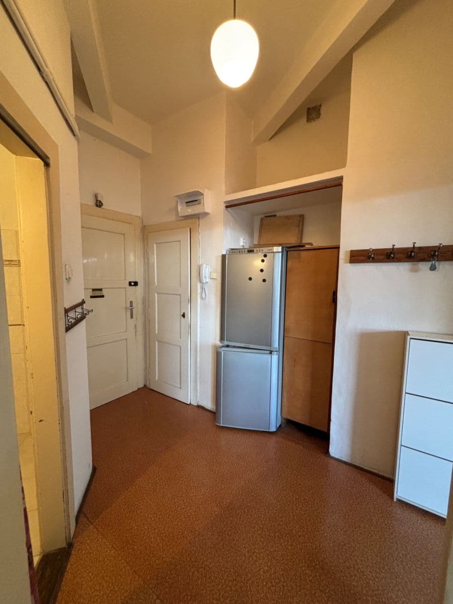 1 bedroom flat to rent, 40 m², Pod Lázní, Prague, Prague 1 bedroom flat to rent, 40 m², Pod Lázní, Prague, Prague