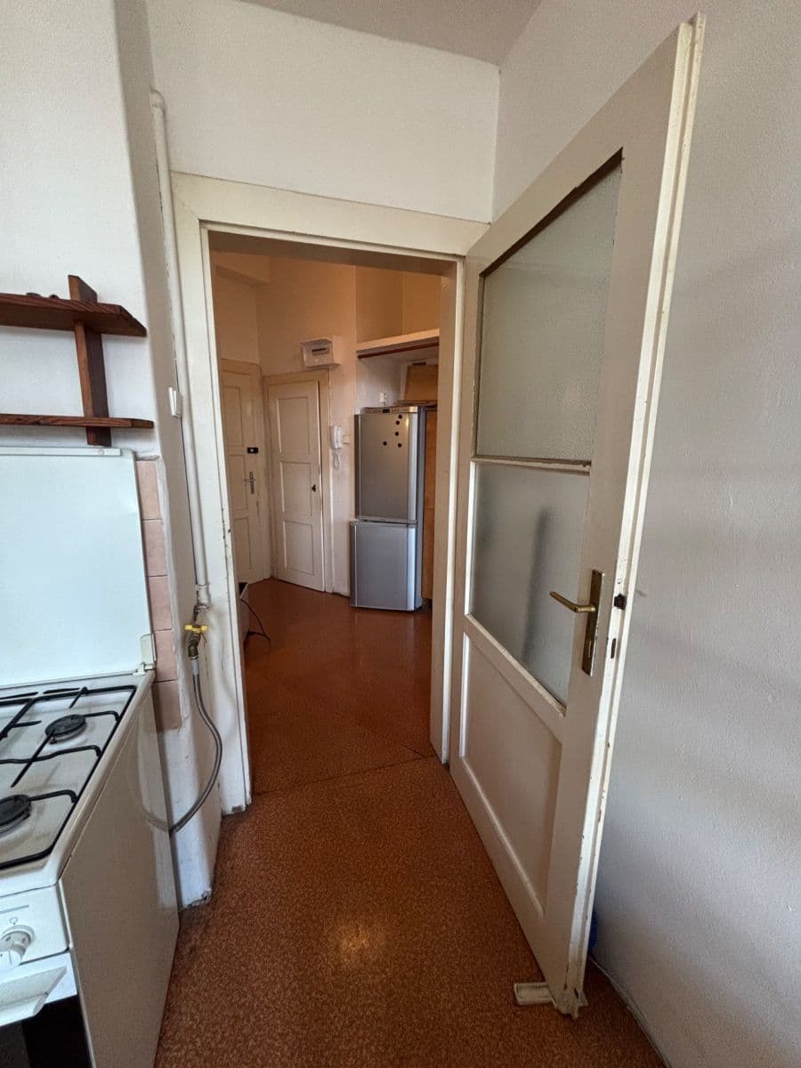 1 bedroom flat to rent, 40 m², Pod Lázní, Prague, Prague 1 bedroom flat to rent, 40 m², Pod Lázní, Prague, Prague