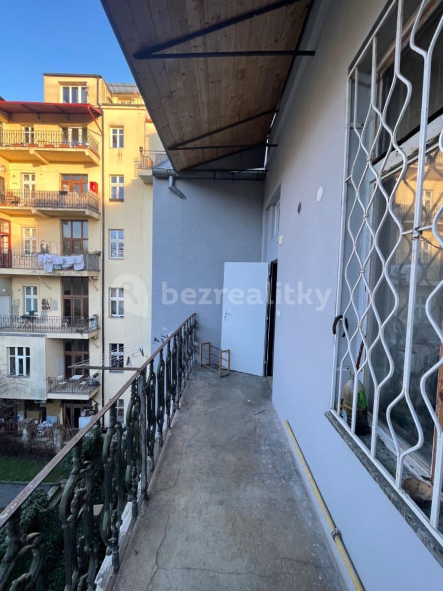 1 bedroom with open-plan kitchen flat to rent, 42 m², Husitská, Prague, Prague 1 bedroom with open-plan kitchen flat to rent, 42 m², Husitská, Prague, Prague