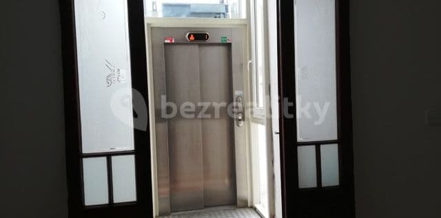 Studio flat to rent, 30 m², Tolstého, Prague, Prague Studio flat to rent, 30 m², Tolstého, Prague, Prague