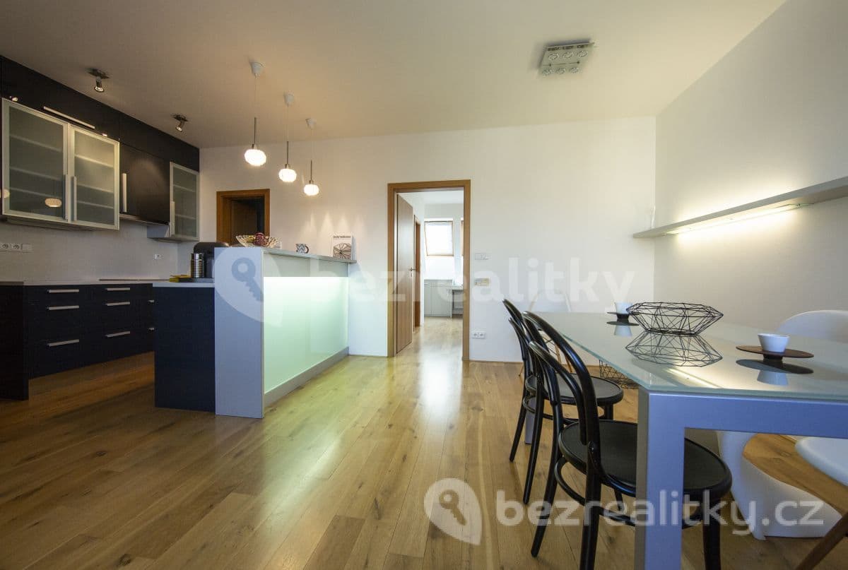 1 bedroom with open-plan kitchen flat to rent, 56 m², Karlovarská, Prague, Prague 1 bedroom with open-plan kitchen flat to rent, 56 m², Karlovarská, Prague, Prague