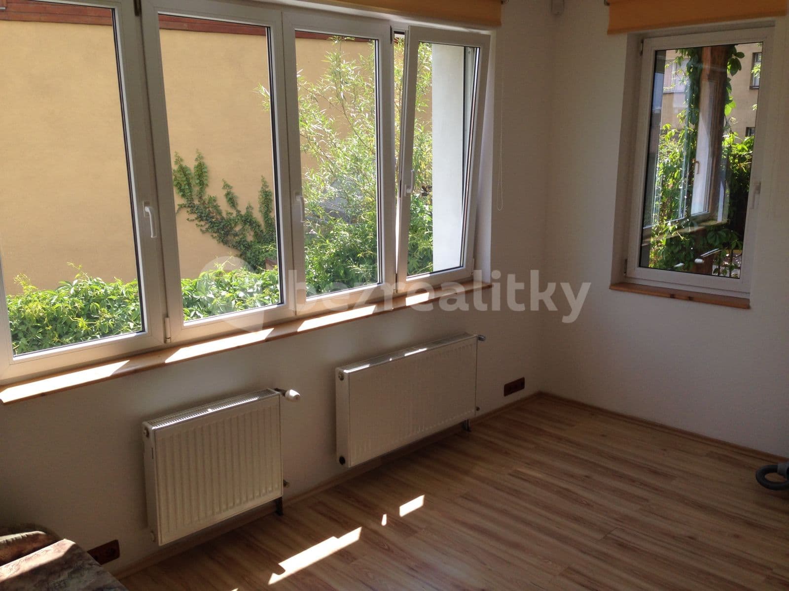 2 bedroom with open-plan kitchen flat to rent, 80 m², Radlická, Prague, Prague 2 bedroom with open-plan kitchen flat to rent, 80 m², Radlická, Prague, Prague