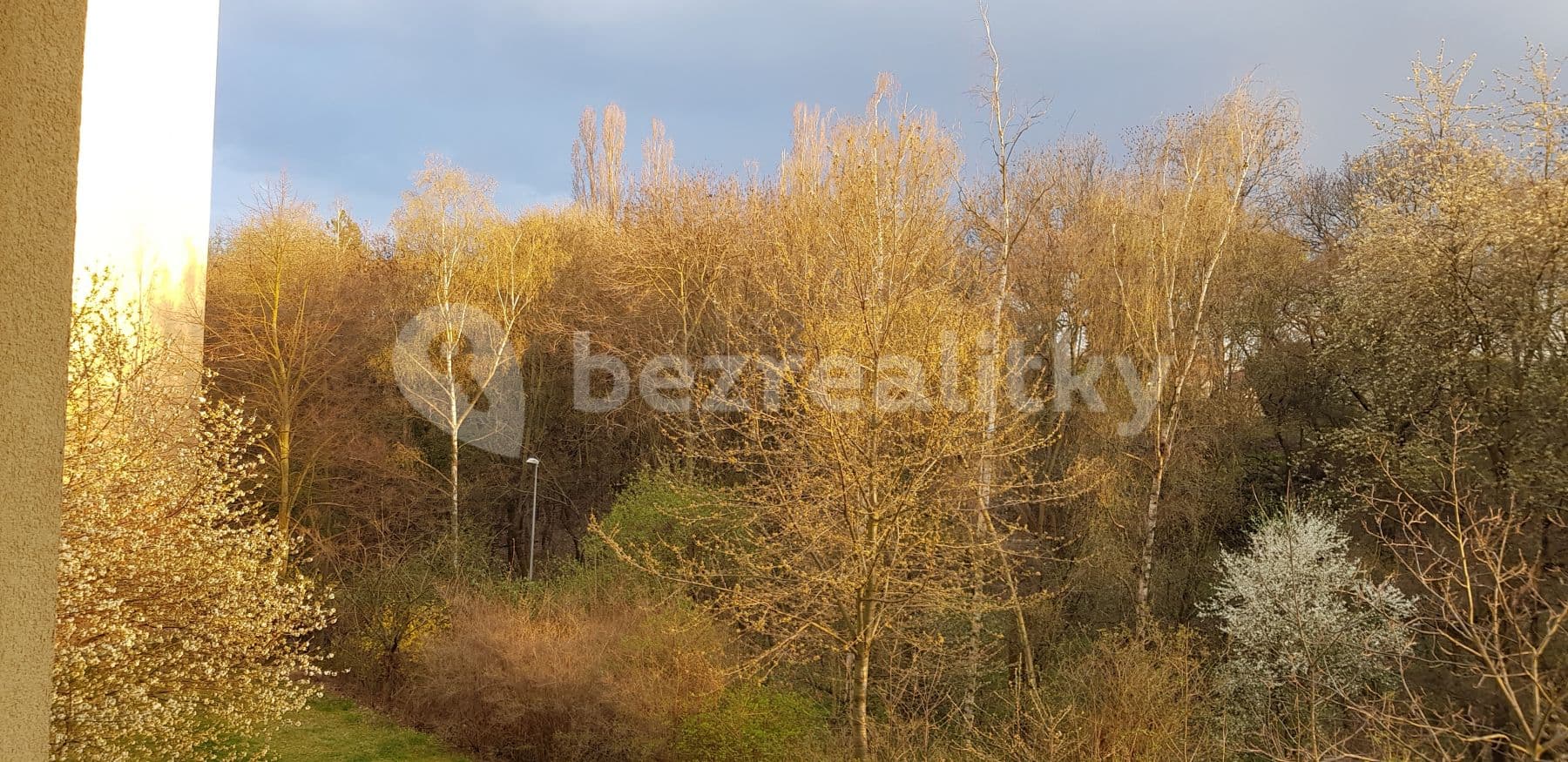 2 bedroom with open-plan kitchen flat to rent, 66 m², Trachtova, Prague, Prague 2 bedroom with open-plan kitchen flat to rent, 66 m², Trachtova, Prague, Prague