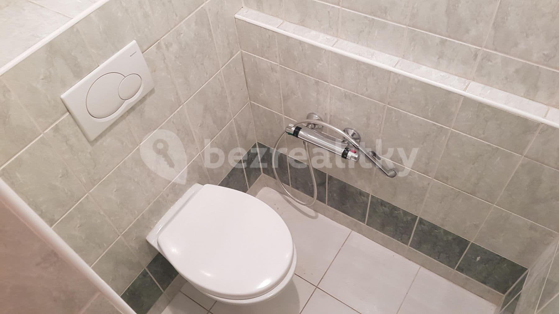 2 bedroom with open-plan kitchen flat to rent, 66 m², Trachtova, Prague, Prague 2 bedroom with open-plan kitchen flat to rent, 66 m², Trachtova, Prague, Prague