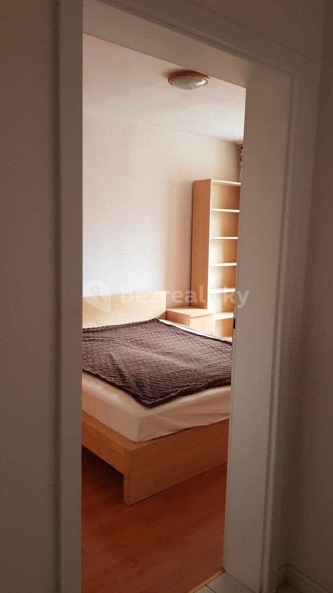 2 bedroom with open-plan kitchen flat to rent, 66 m², Trachtova, Prague, Prague 2 bedroom with open-plan kitchen flat to rent, 66 m², Trachtova, Prague, Prague