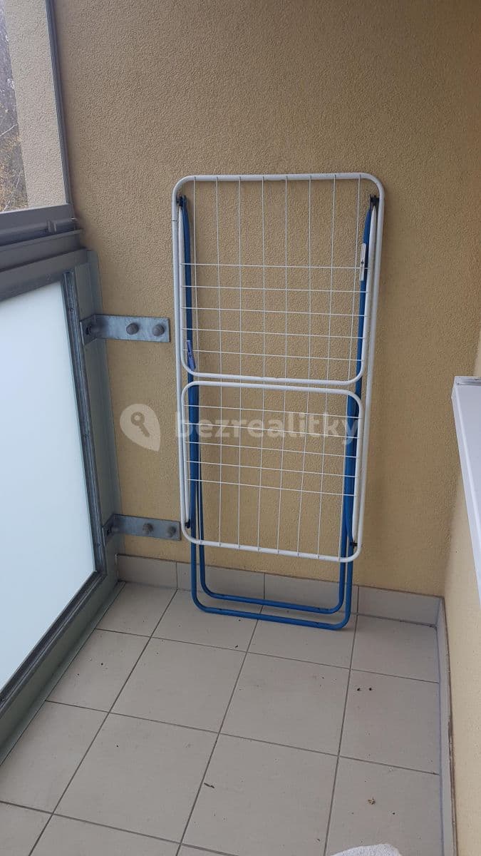 2 bedroom with open-plan kitchen flat to rent, 66 m², Trachtova, Prague, Prague 2 bedroom with open-plan kitchen flat to rent, 66 m², Trachtova, Prague, Prague