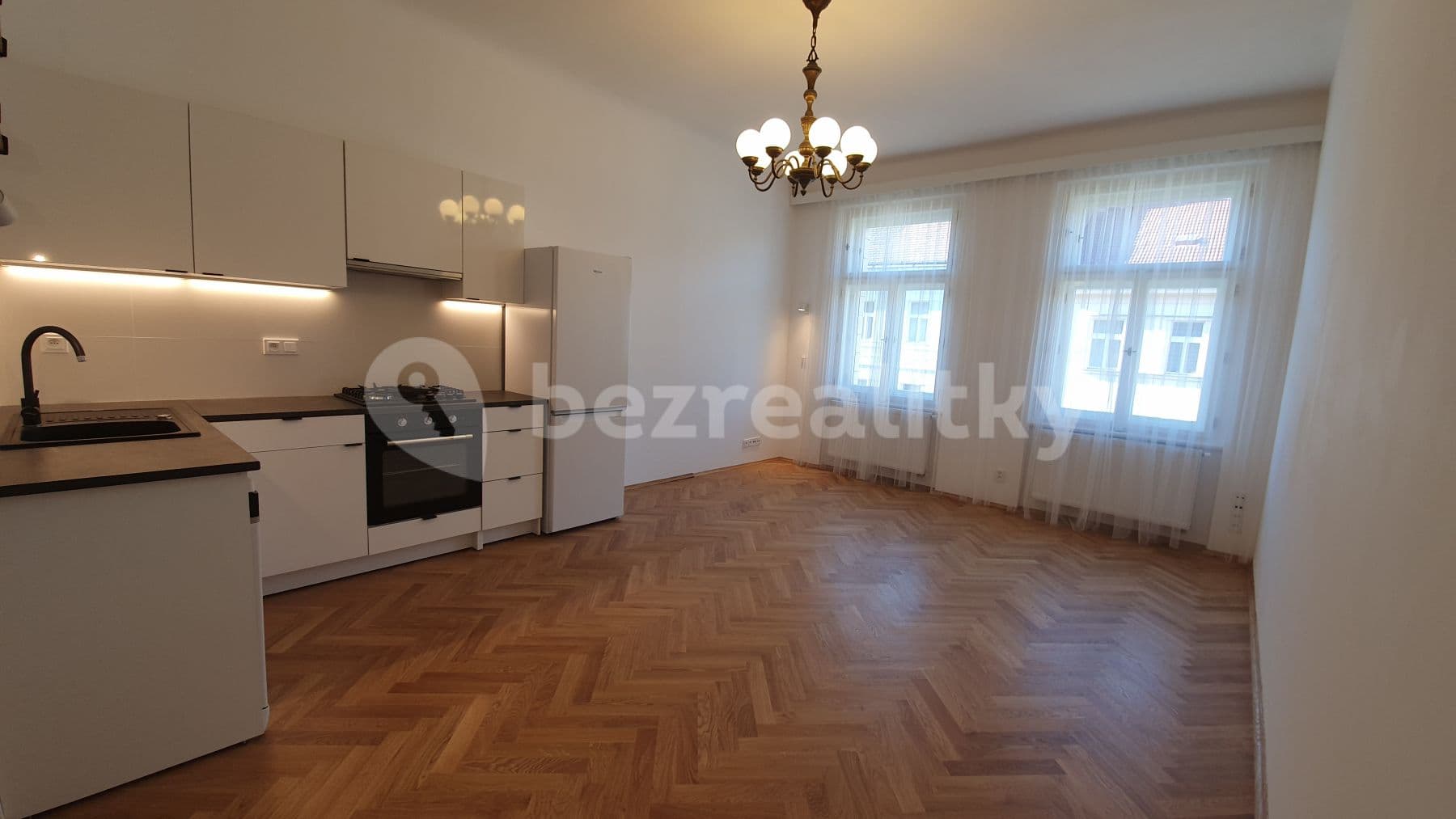 1 bedroom with open-plan kitchen flat to rent, 56 m², Budečská, Prague, Prague 1 bedroom with open-plan kitchen flat to rent, 56 m², Budečská, Prague, Prague