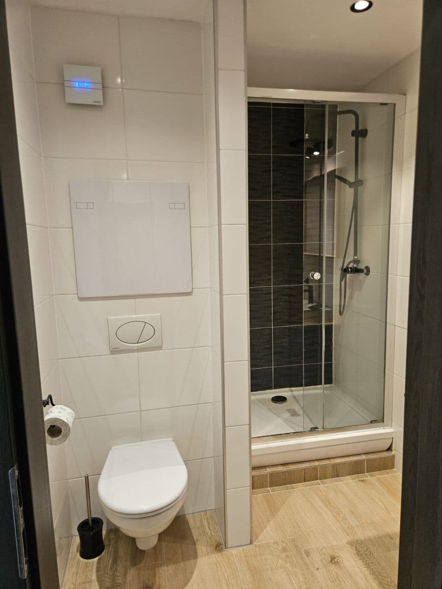 2 bedroom with open-plan kitchen flat to rent, 56 m², Katovická, Prague, Prague 2 bedroom with open-plan kitchen flat to rent, 56 m², Katovická, Prague, Prague