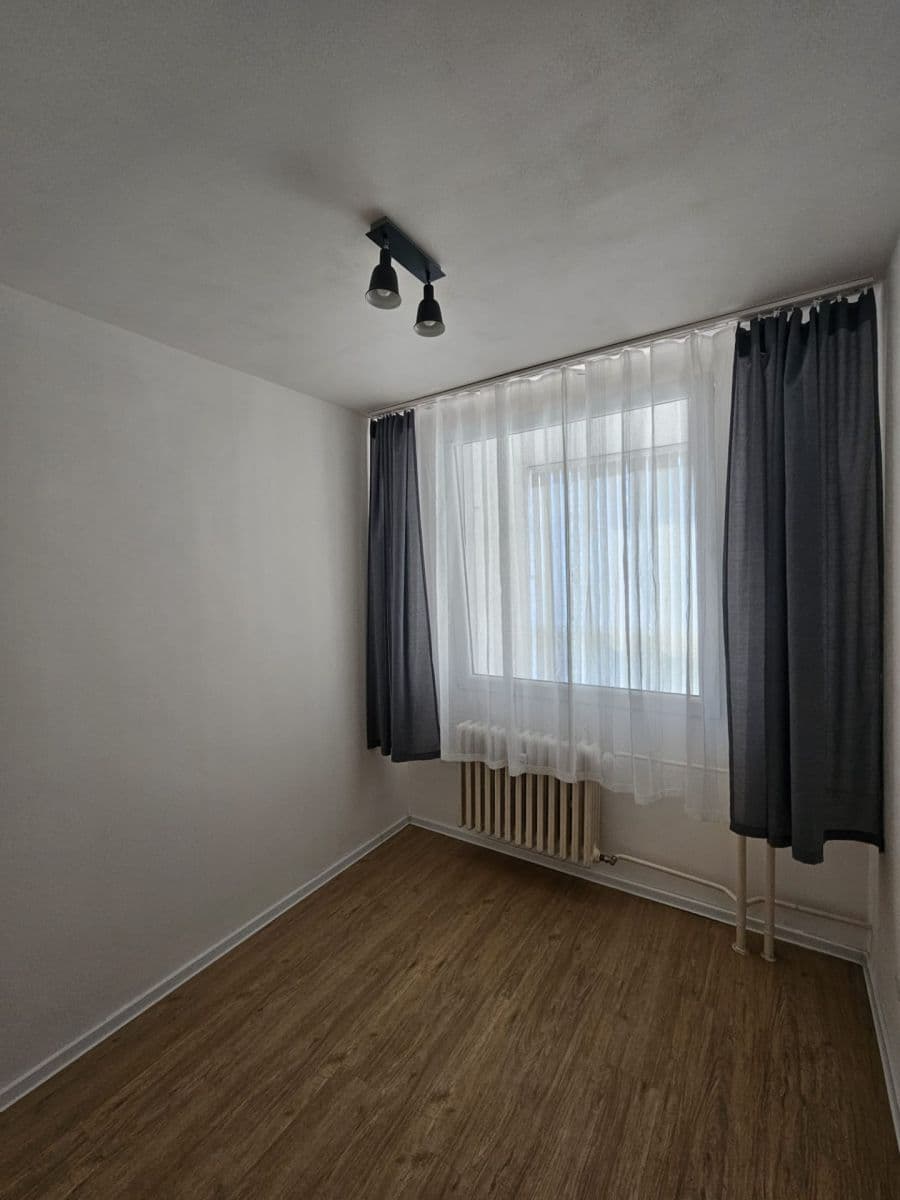 2 bedroom with open-plan kitchen flat to rent, 56 m², Katovická, Prague, Prague 2 bedroom with open-plan kitchen flat to rent, 56 m², Katovická, Prague, Prague