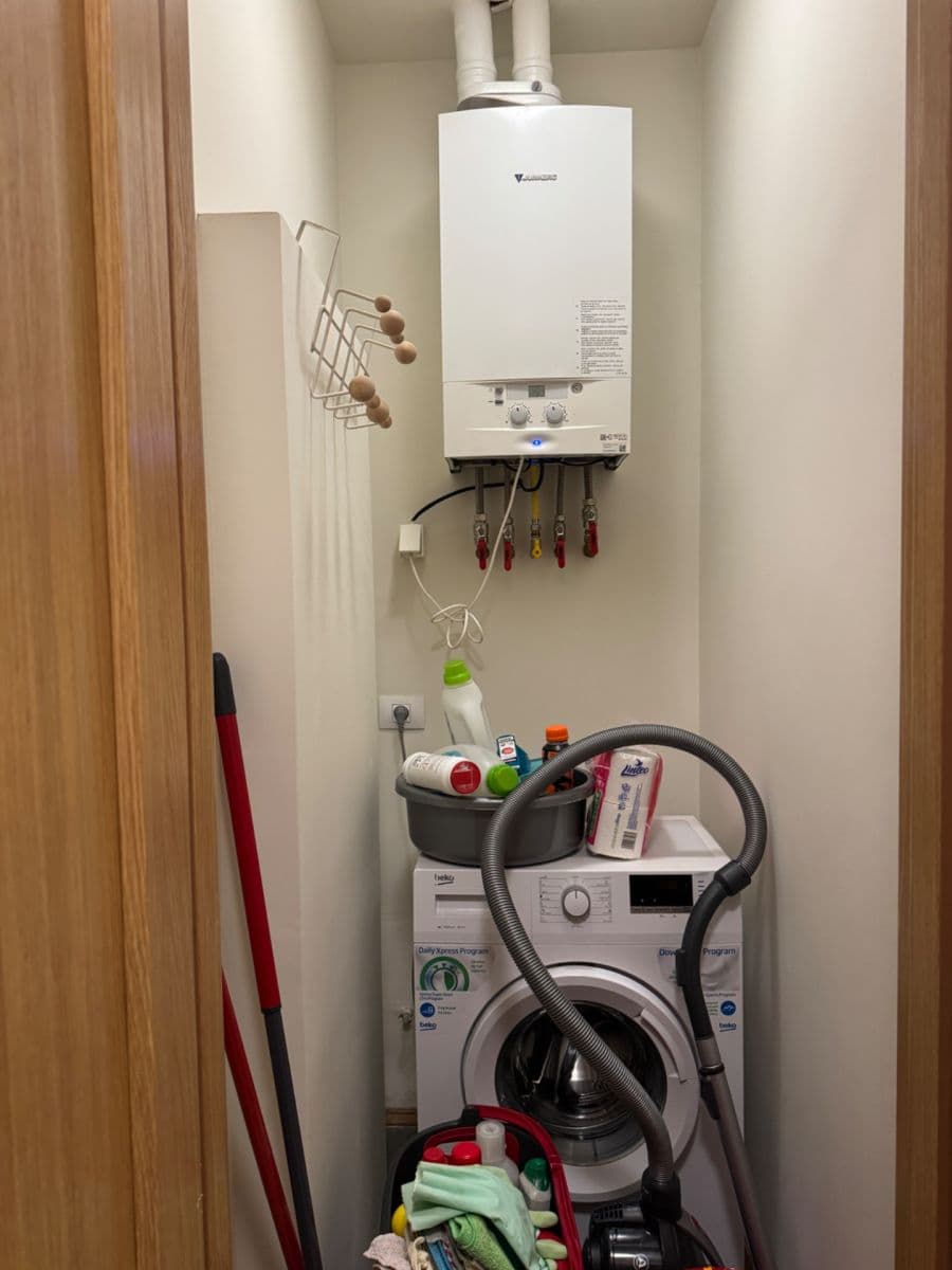 1 bedroom with open-plan kitchen flat to rent, 55 m², Rumunská, Prague, Prague 1 bedroom with open-plan kitchen flat to rent, 55 m², Rumunská, Prague, Prague