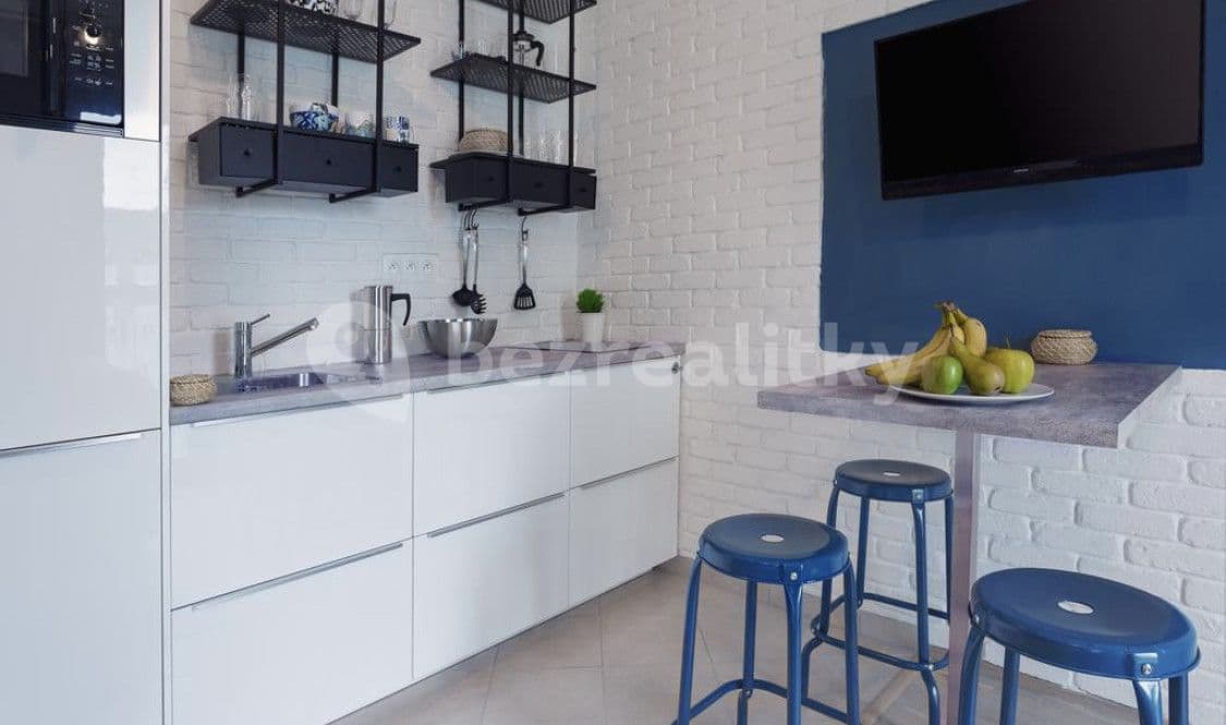 Studio flat to rent, 35 m², Olšanská, Prague, Prague Studio flat to rent, 35 m², Olšanská, Prague, Prague