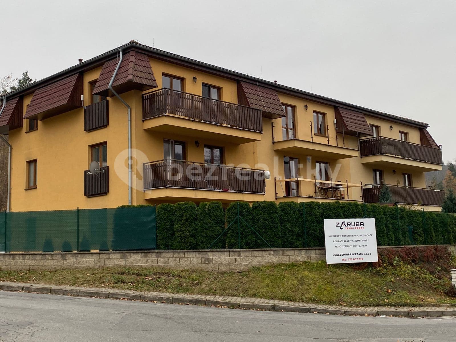 1 bedroom with open-plan kitchen flat to rent, 63 m², Sloupecká, Měchenice, Středočeský Region 1 bedroom with open-plan kitchen flat to rent, 63 m², Sloupecká, Měchenice, Středočeský Region