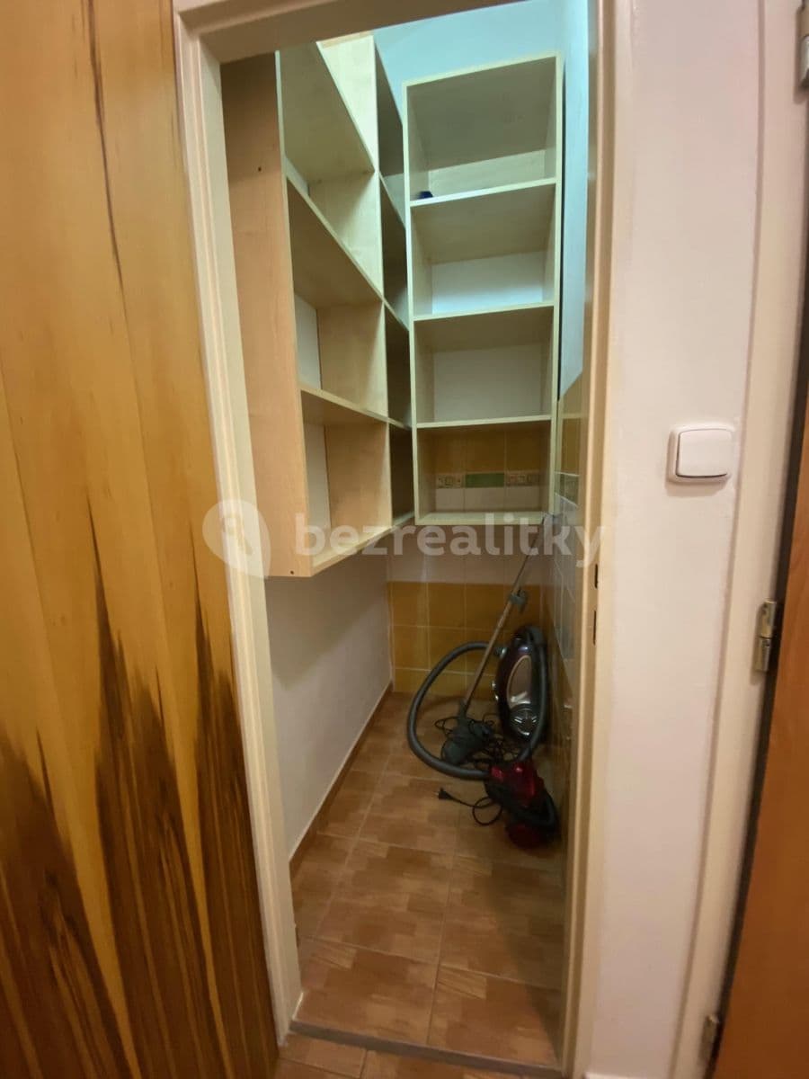 2 bedroom with open-plan kitchen flat to rent, 62 m², Masarykova, Ústí nad Labem, Ústecký Region 2 bedroom with open-plan kitchen flat to rent, 62 m², Masarykova, Ústí nad Labem, Ústecký Region