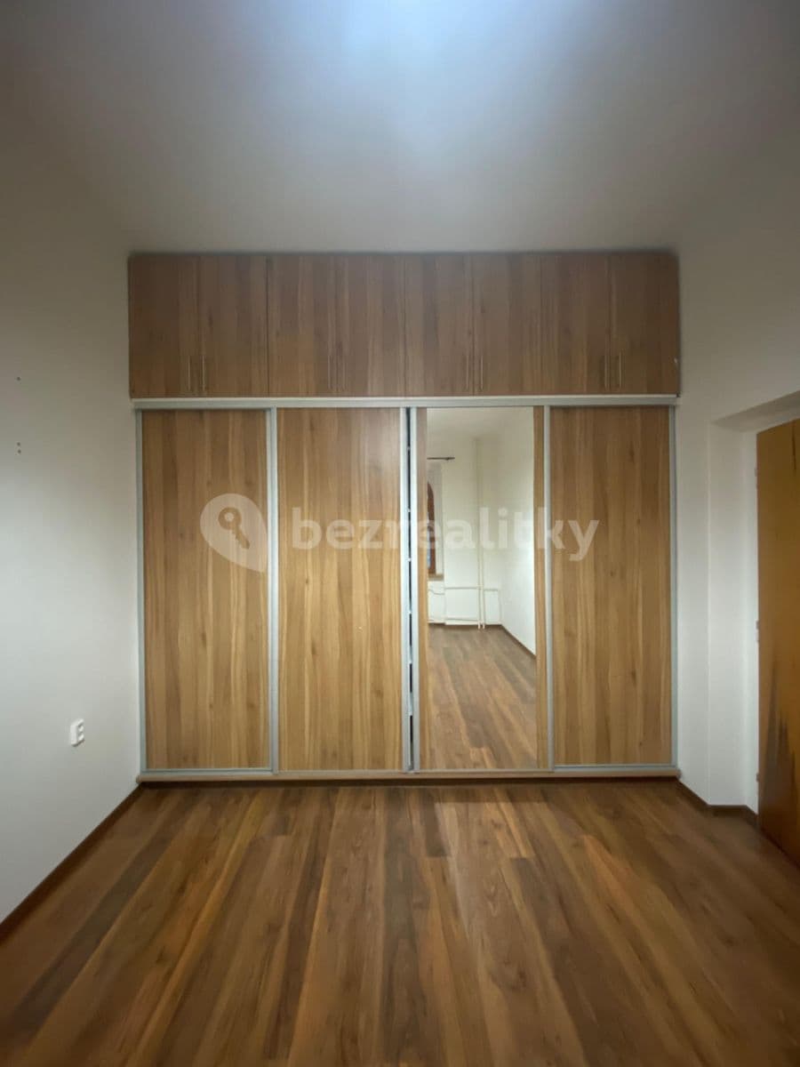 2 bedroom with open-plan kitchen flat to rent, 62 m², Masarykova, Ústí nad Labem, Ústecký Region 2 bedroom with open-plan kitchen flat to rent, 62 m², Masarykova, Ústí nad Labem, Ústecký Region