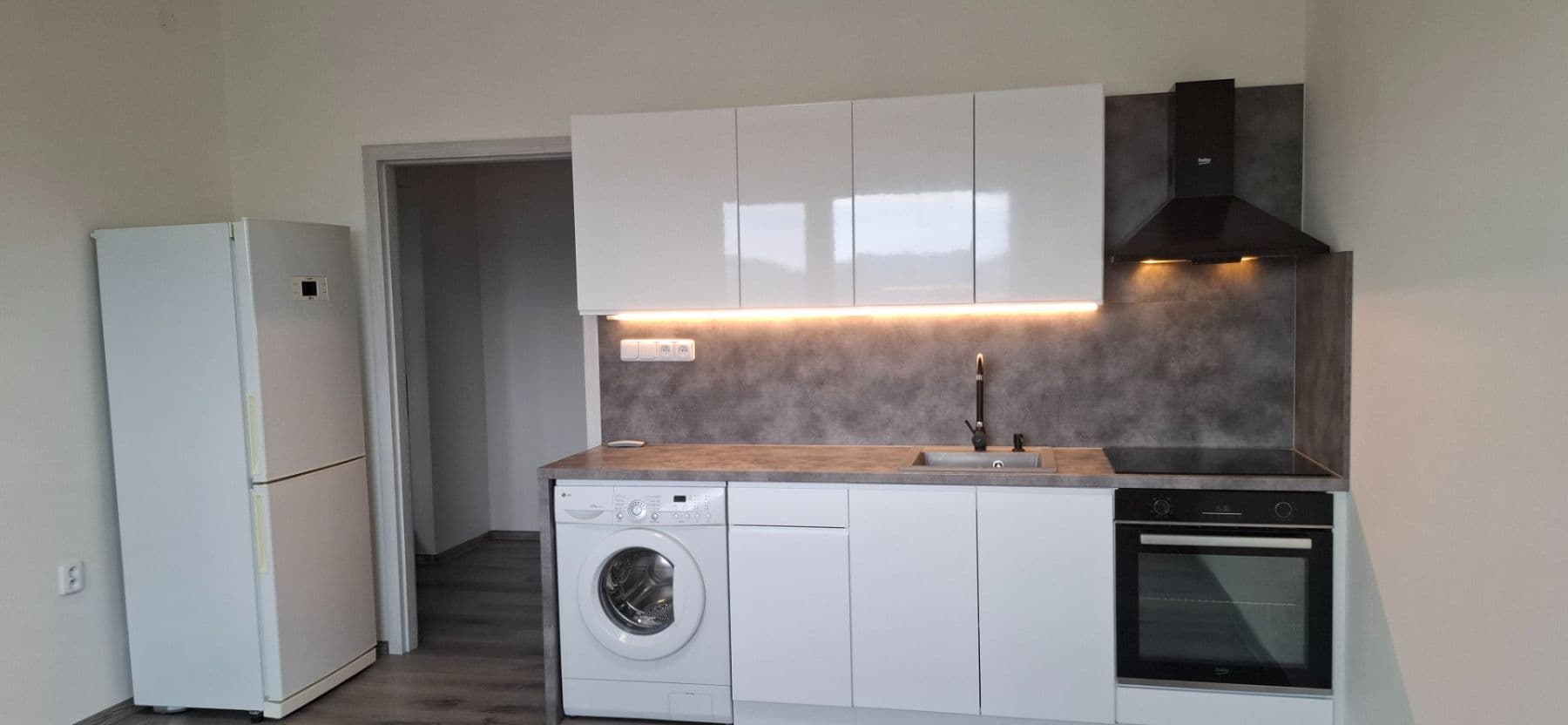 1 bedroom with open-plan kitchen flat to rent, 40 m², Brandtova, Ústí nad Labem, Ústecký Region 1 bedroom with open-plan kitchen flat to rent, 40 m², Brandtova, Ústí nad Labem, Ústecký Region