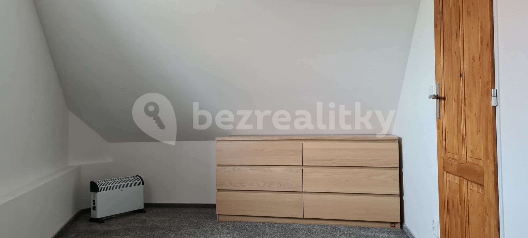 house to rent, 69 m², Zahradní, Kostelec nad Černými lesy, Středočeský Region house to rent, 69 m², Zahradní, Kostelec nad Černými lesy, Středočeský Region