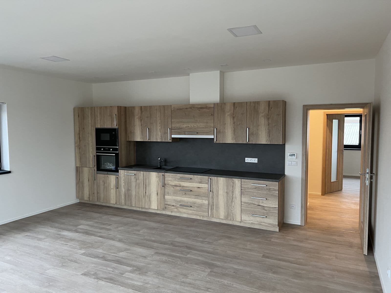 2 bedroom with open-plan kitchen flat to rent, 75 m², Tismice, Středočeský Region 2 bedroom with open-plan kitchen flat to rent, 75 m², Tismice, Středočeský Region