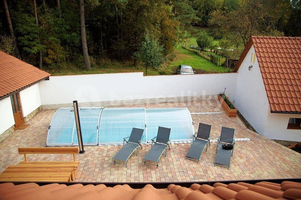 recreational property to rent, 0 m², Jesenice, Středočeský Region recreational property to rent, 0 m², Jesenice, Středočeský Region