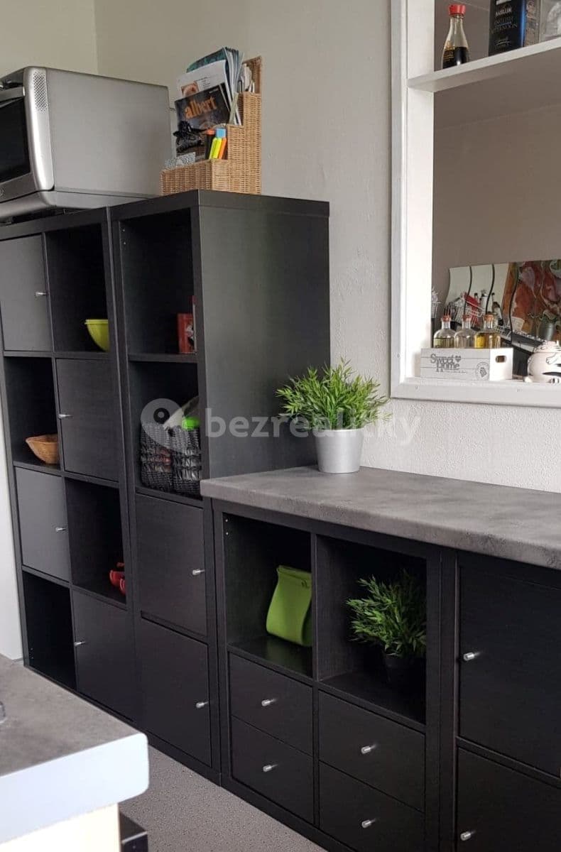 3 bedroom flat to rent, 85 m², Vackova, Prague, Prague 3 bedroom flat to rent, 85 m², Vackova, Prague, Prague