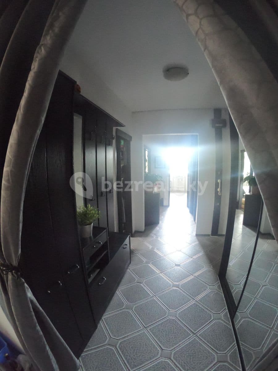 3 bedroom flat to rent, 85 m², Vackova, Prague, Prague 3 bedroom flat to rent, 85 m², Vackova, Prague, Prague