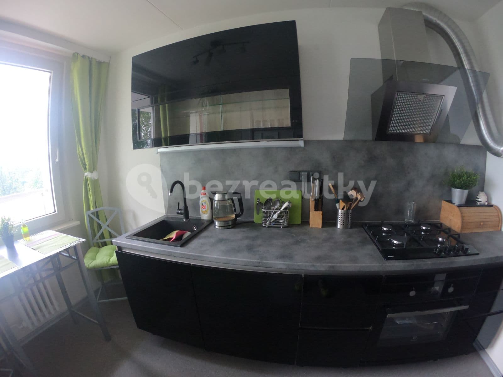 3 bedroom flat to rent, 85 m², Vackova, Prague, Prague 3 bedroom flat to rent, 85 m², Vackova, Prague, Prague