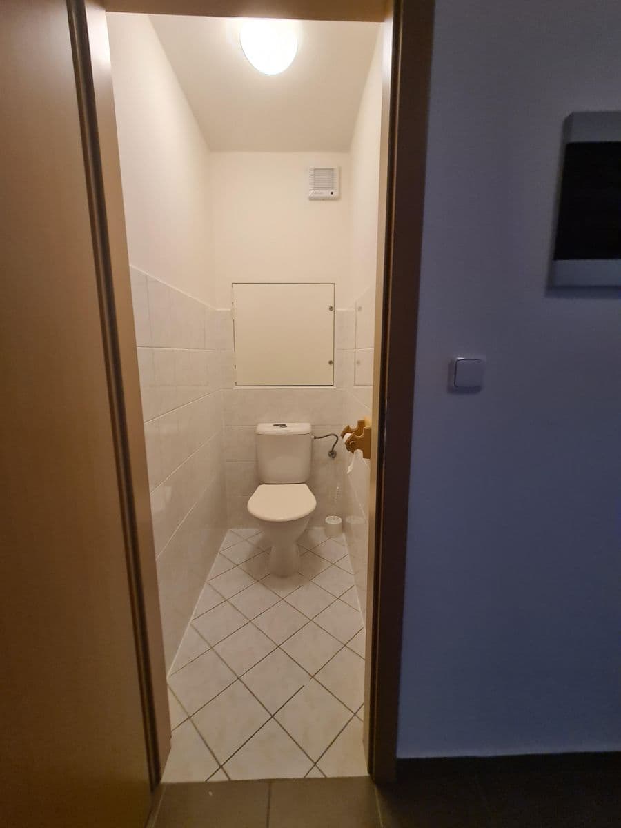 2 bedroom with open-plan kitchen flat to rent, 72 m², Na Výšině, Vrchlabí, Královéhradecký Region 2 bedroom with open-plan kitchen flat to rent, 72 m², Na Výšině, Vrchlabí, Královéhradecký Region