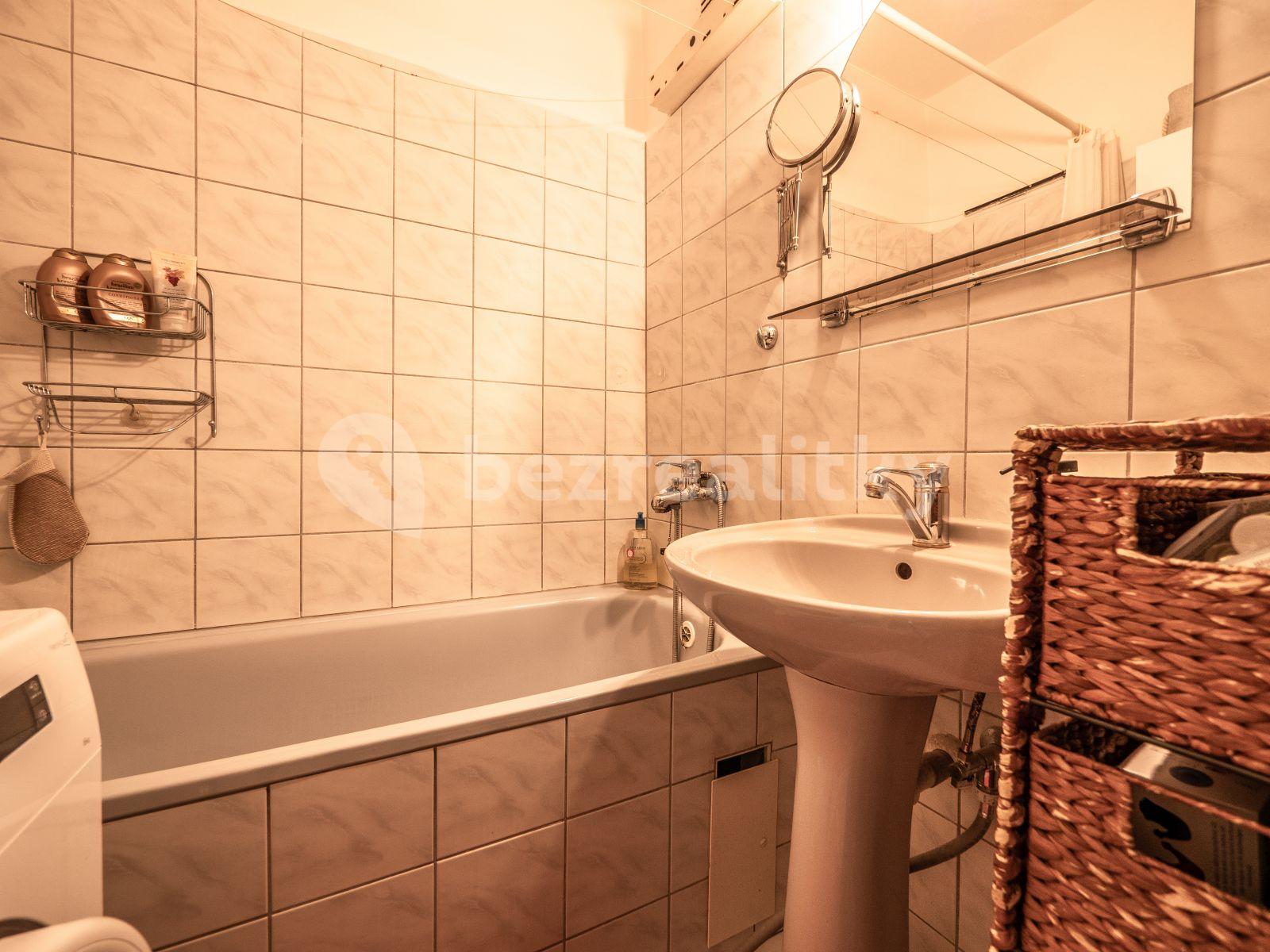 2 bedroom flat to rent, 53 m², Považanova, Dúbravka, Bratislavský Region