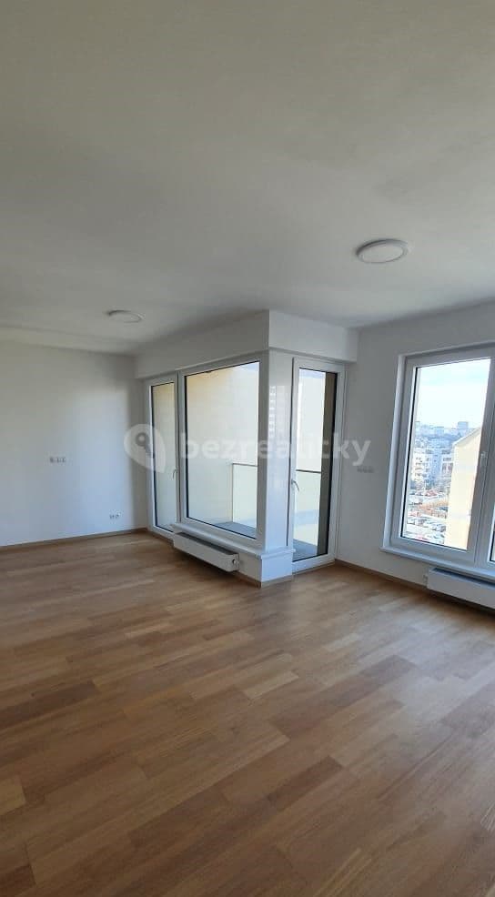 1 bedroom with open-plan kitchen flat to rent, 50 m², U Plynárny, Prague, Prague 1 bedroom with open-plan kitchen flat to rent, 50 m², U Plynárny, Prague, Prague