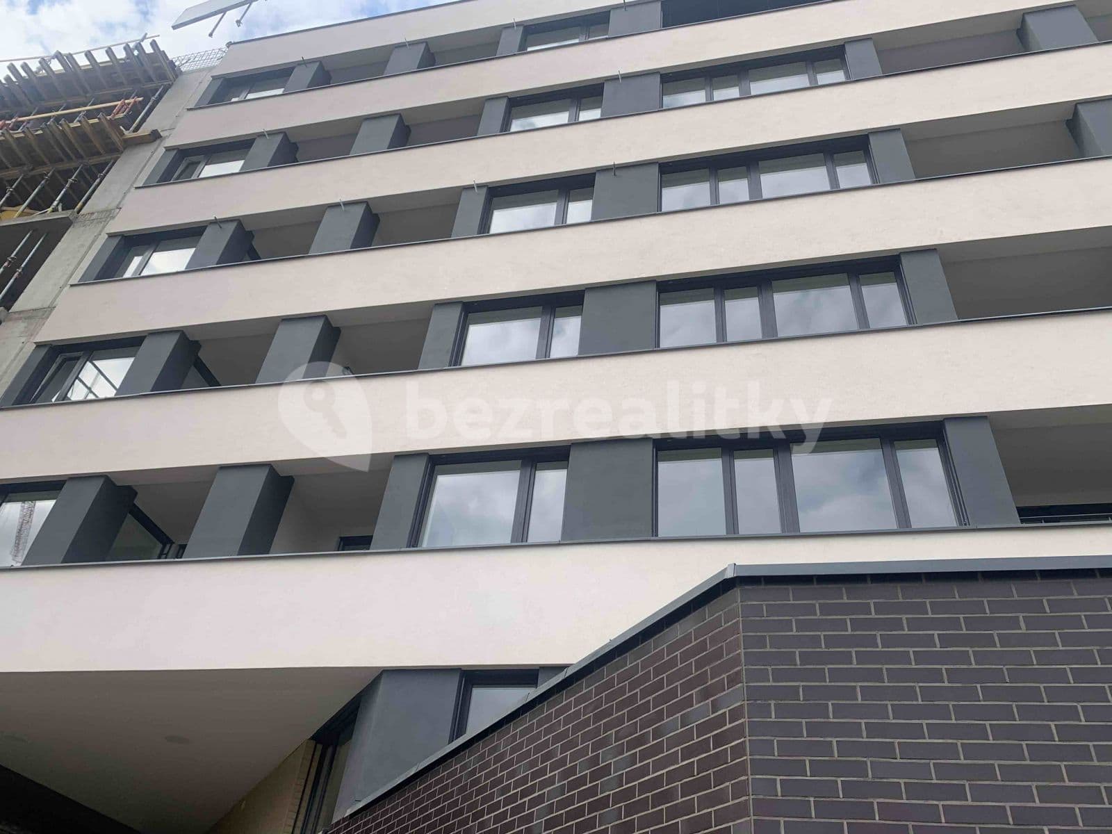 Studio flat to rent, 34 m², U Pergamenky, Prague, Prague Studio flat to rent, 34 m², U Pergamenky, Prague, Prague